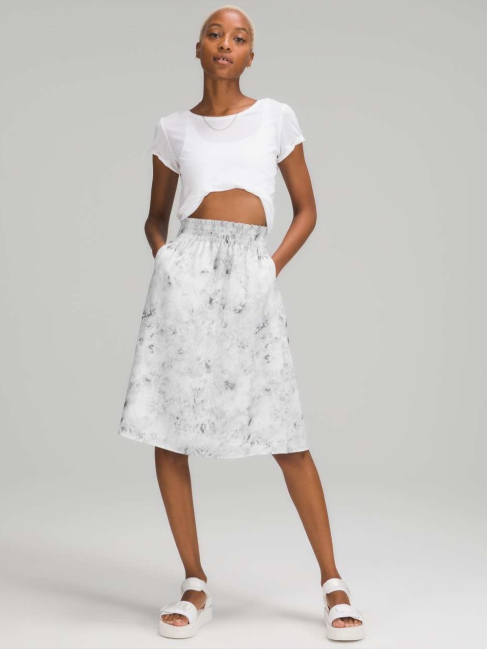 Lululemon Lightweight Pull-On Super-High Rise Midi Skirt - Size 6